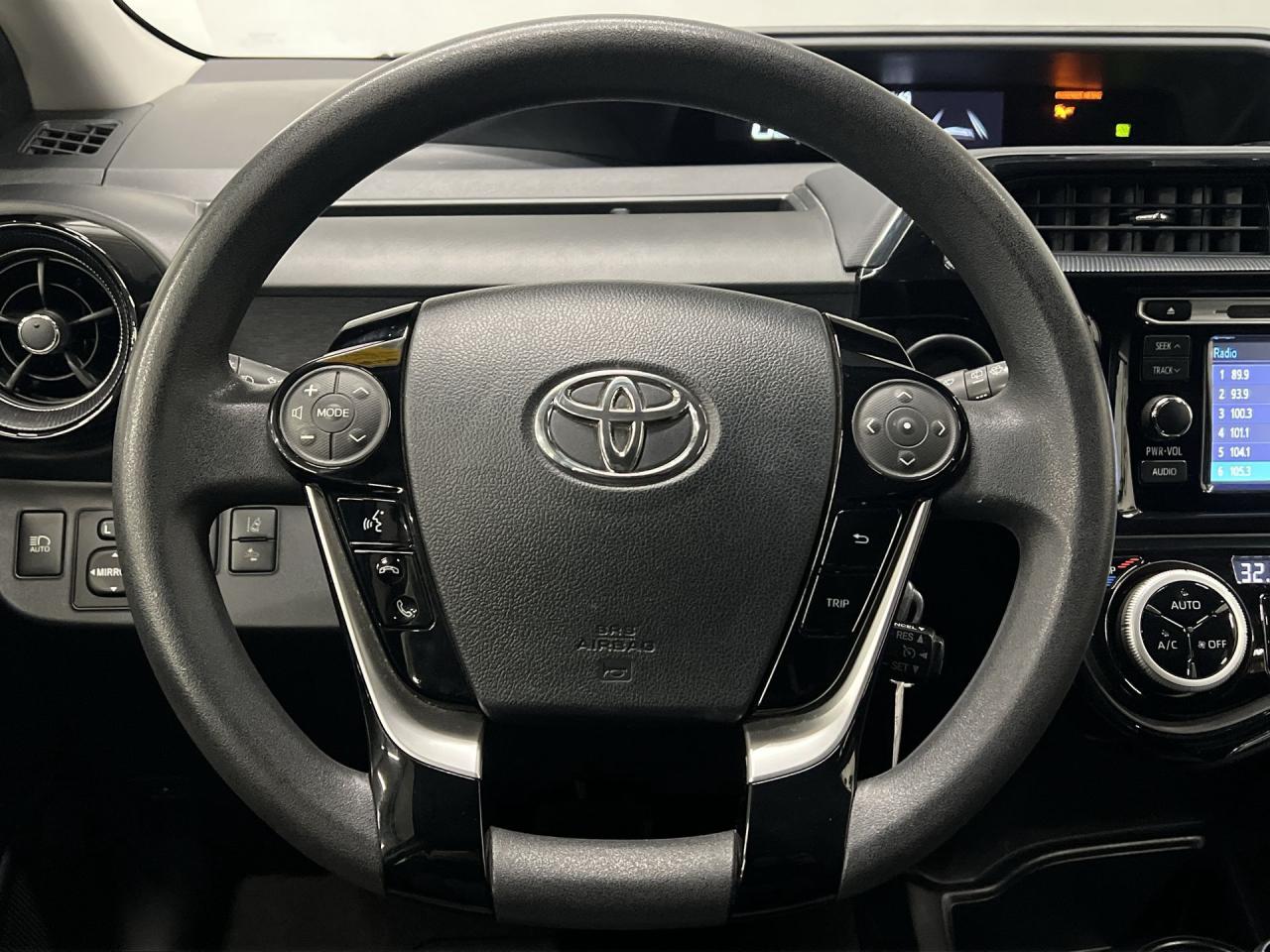 2018 Toyota Prius c HYBRID | REAR CAM | KEYLESS ENTRY |BLUETOOTH Photo