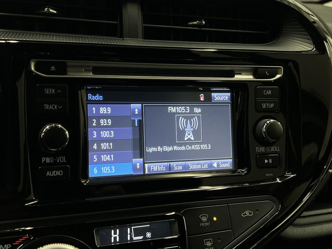 2018 Toyota Prius c HYBRID | REAR CAM | KEYLESS ENTRY |BLUETOOTH Photo