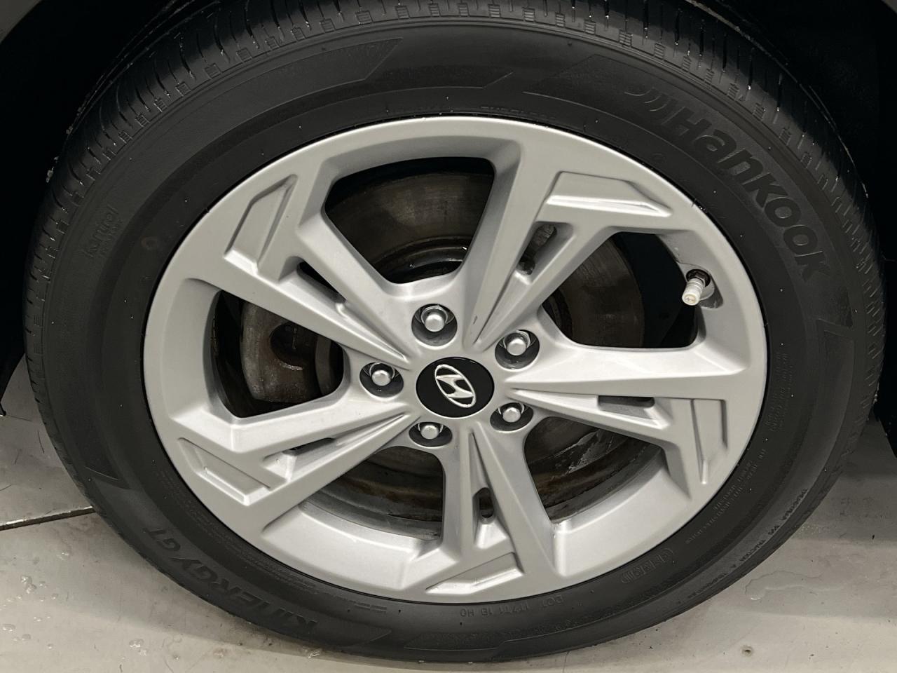 2023 Hyundai KONA PREFERRED AWD | HTD SEATS | CARPLAY | REMOTE START Photo