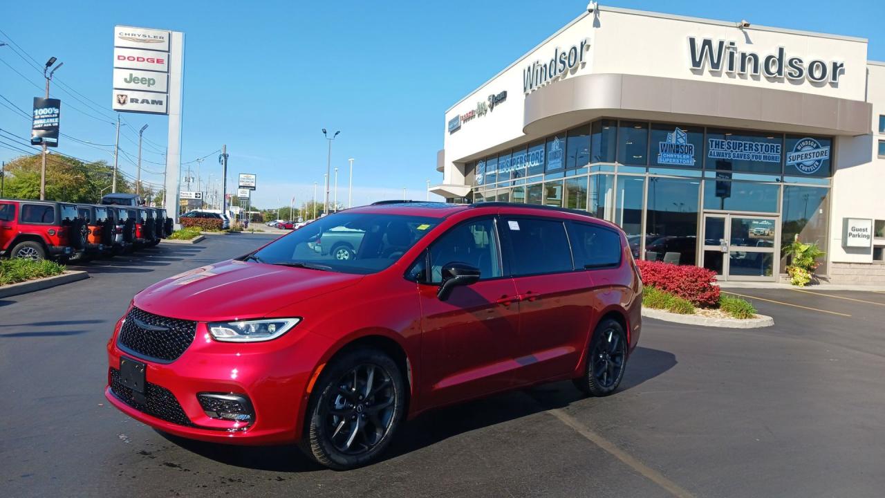Used 2026 Chrysler Pacifica Limited FWD for sale in Windsor, ON