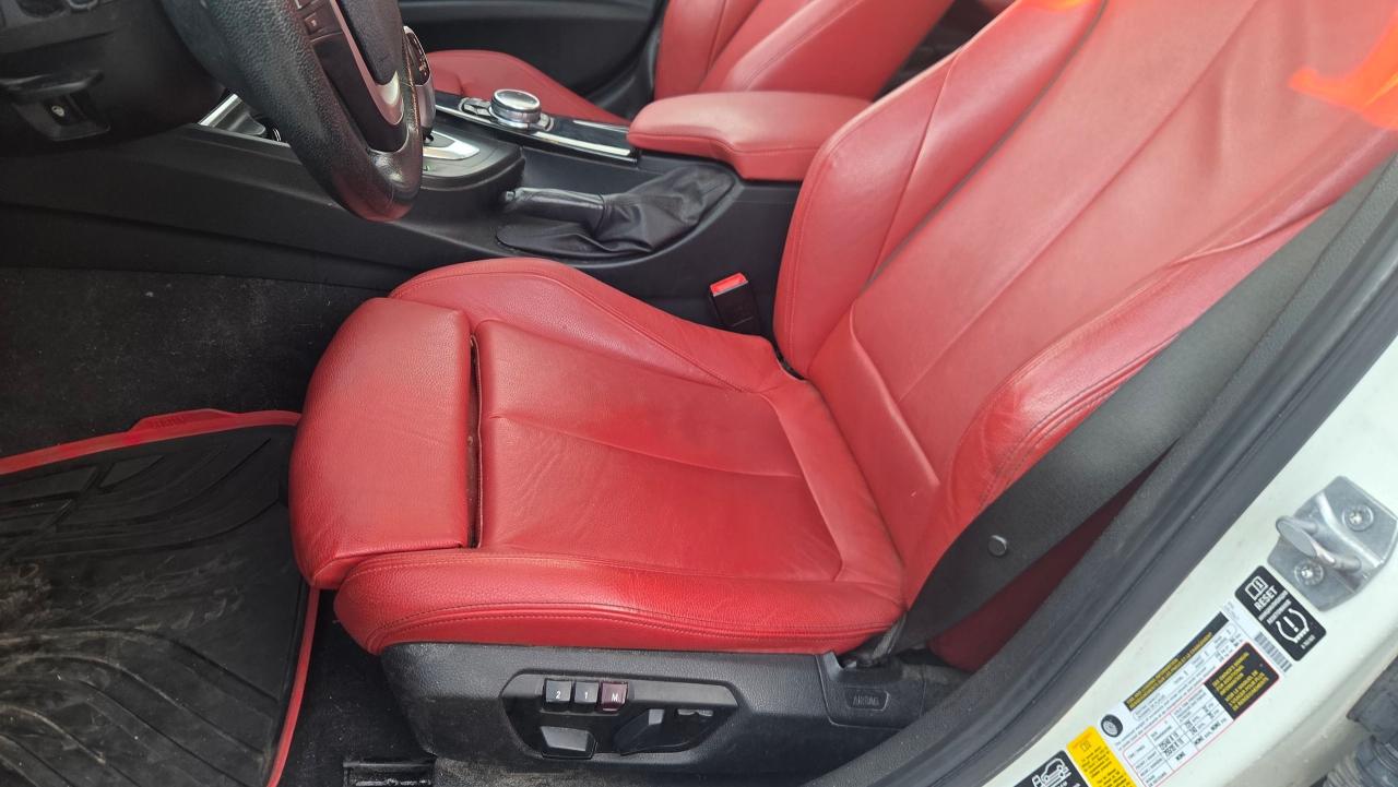 2014 BMW 3 Series 328i xDrive - Photo #12