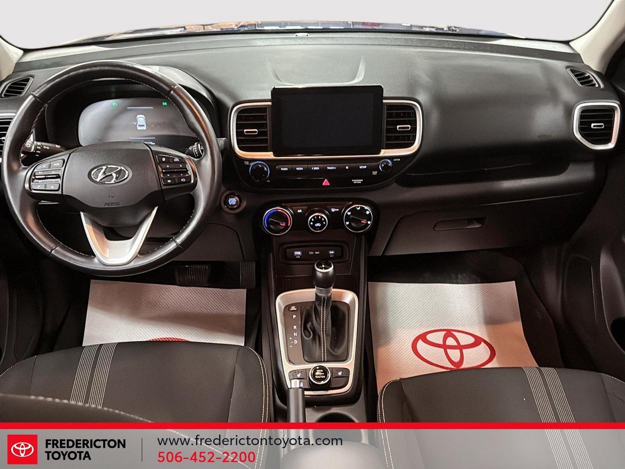 2024 Hyundai Venue PREFERRED Photo