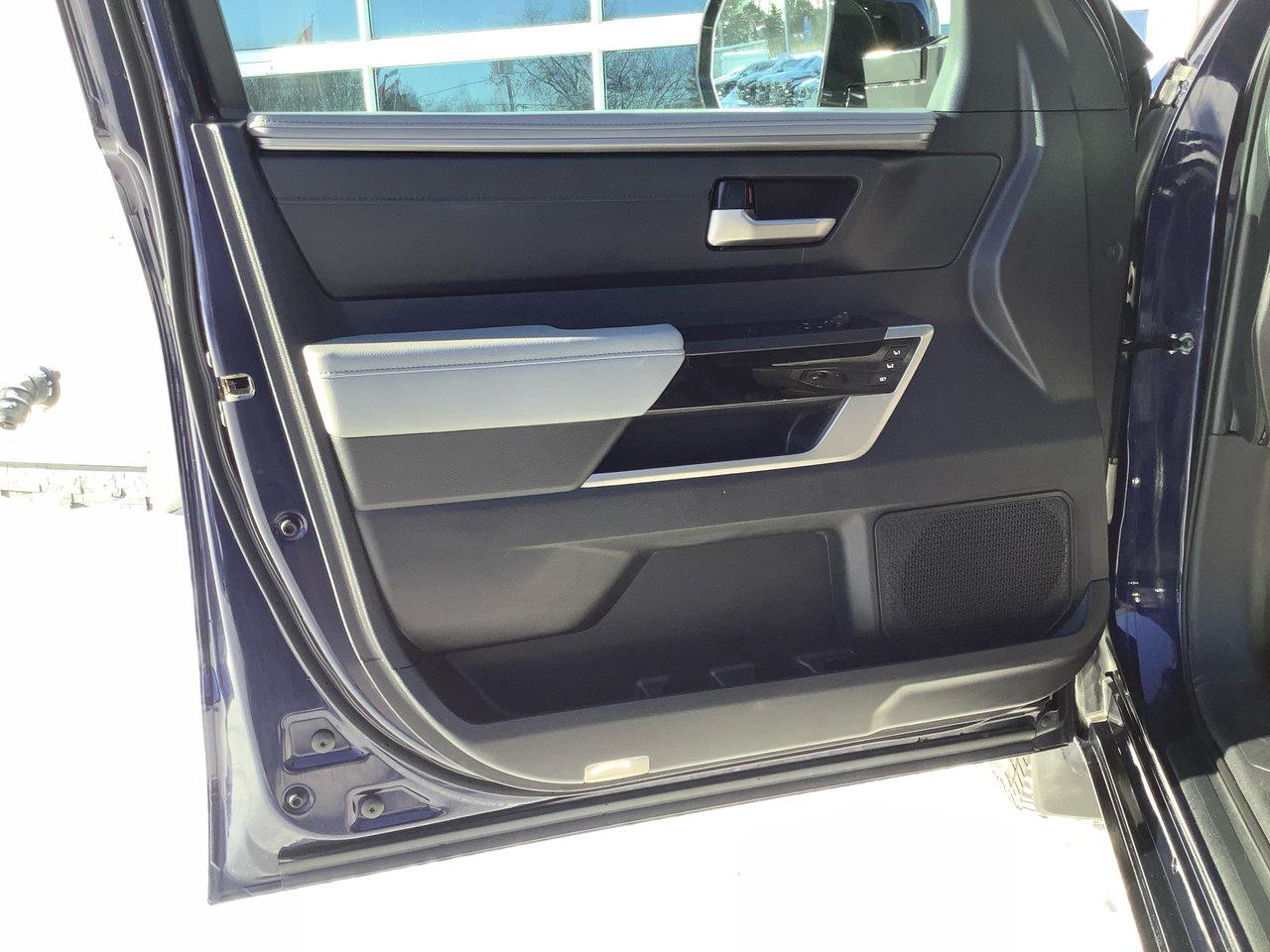 2023 Toyota Tundra Limited  Photo