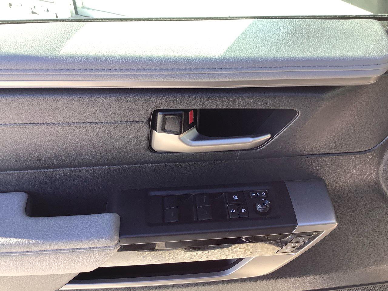 2023 Toyota Tundra Limited  Photo