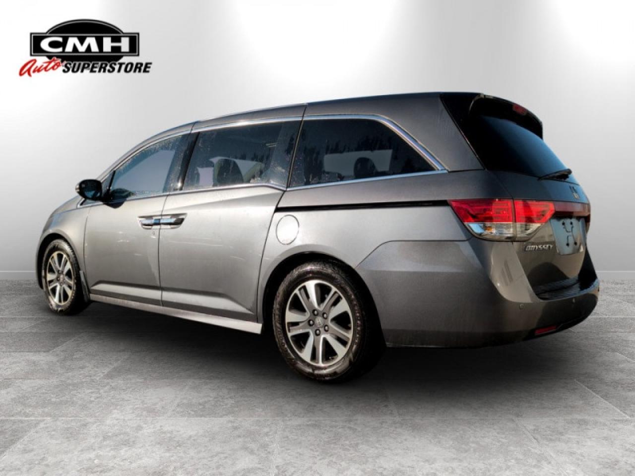 2016 Honda Odyssey Touring Photo