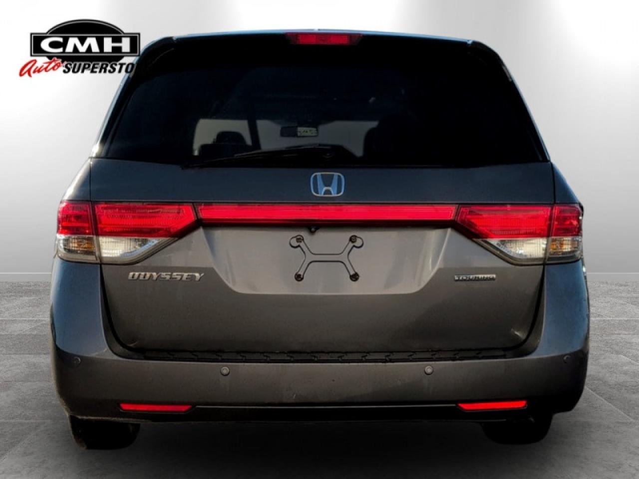 2016 Honda Odyssey Touring Photo2