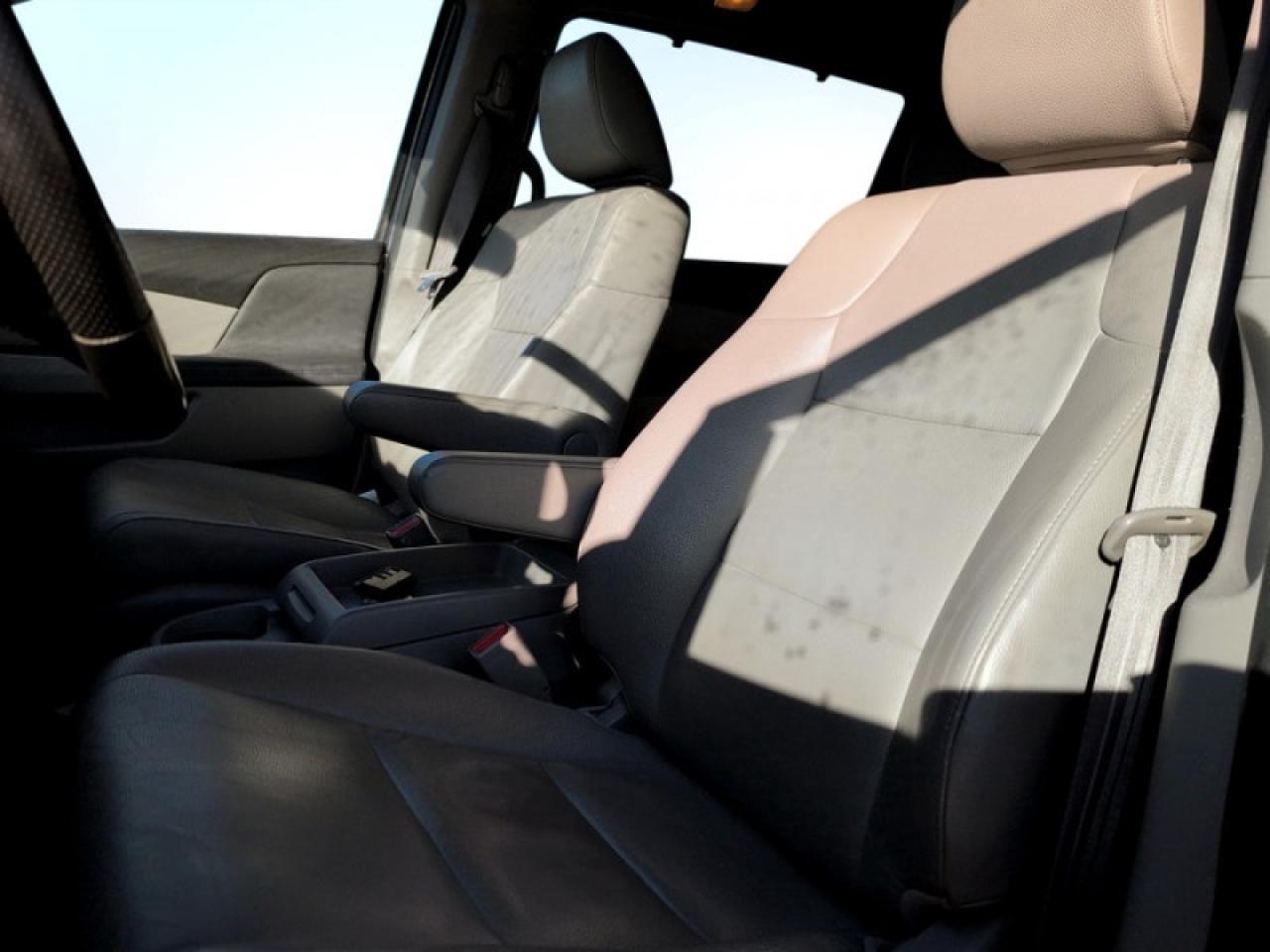 2016 Honda Odyssey Touring Photo