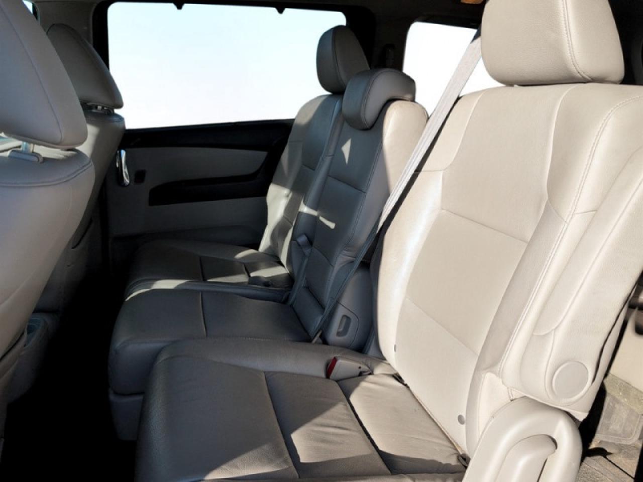 2016 Honda Odyssey Touring Photo