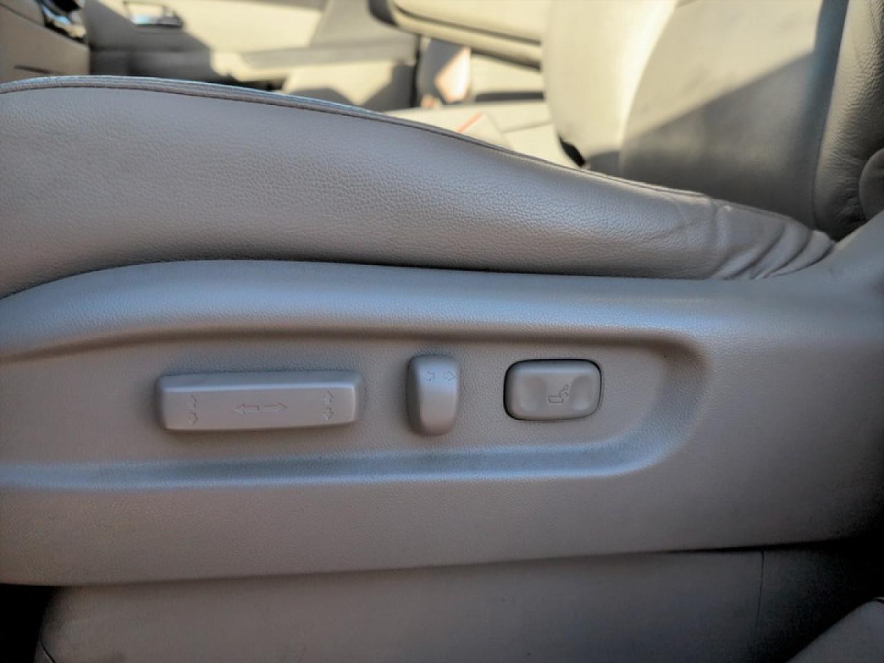 2016 Honda Odyssey Touring Photo