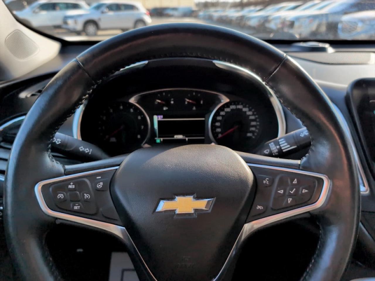 2017 Chevrolet Malibu Premier  **VERY LOW KMS - CLEAN CF** Photo