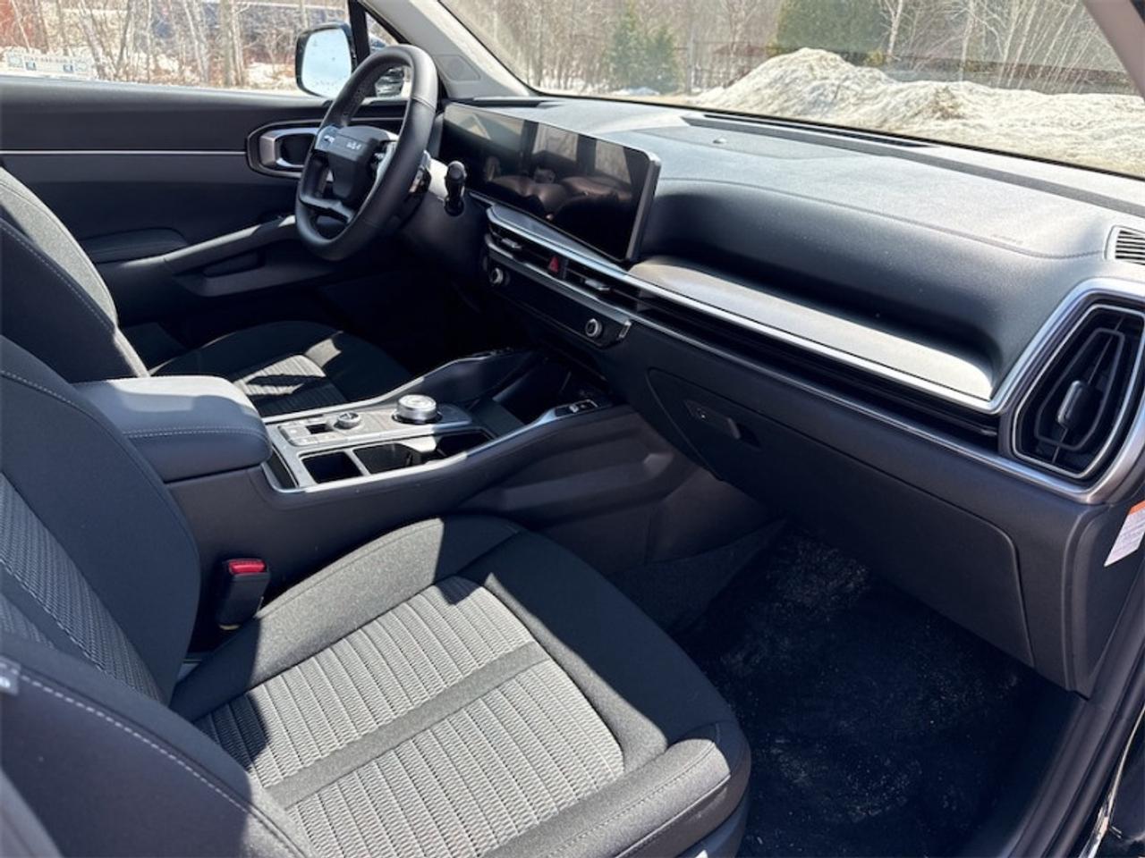 2026 Kia Sorento Plug-In Hybrid LX   -  Heated Seats Photo