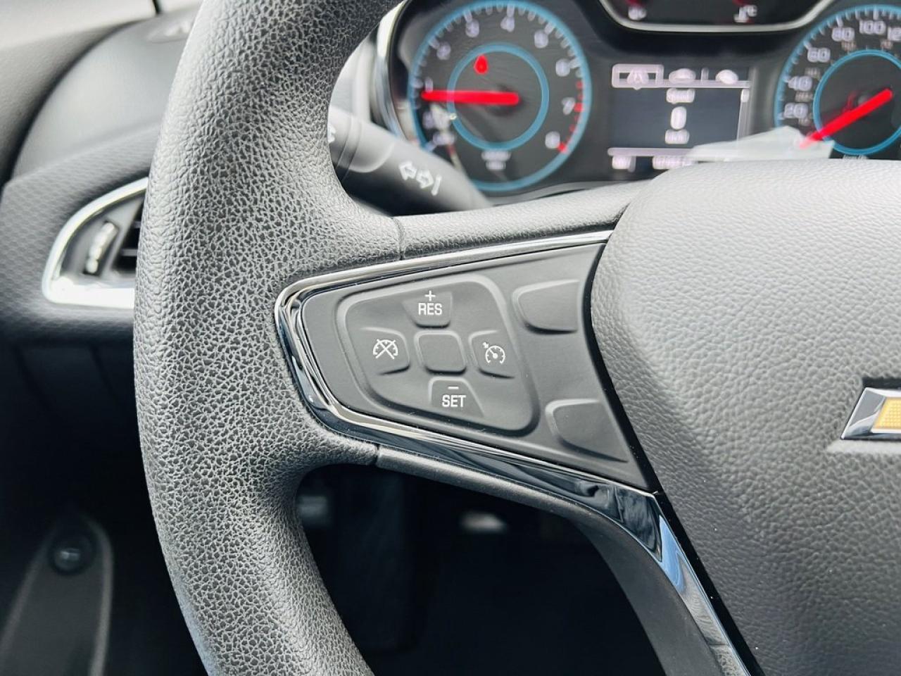 2018 Chevrolet Cruze LT Turbo Photo