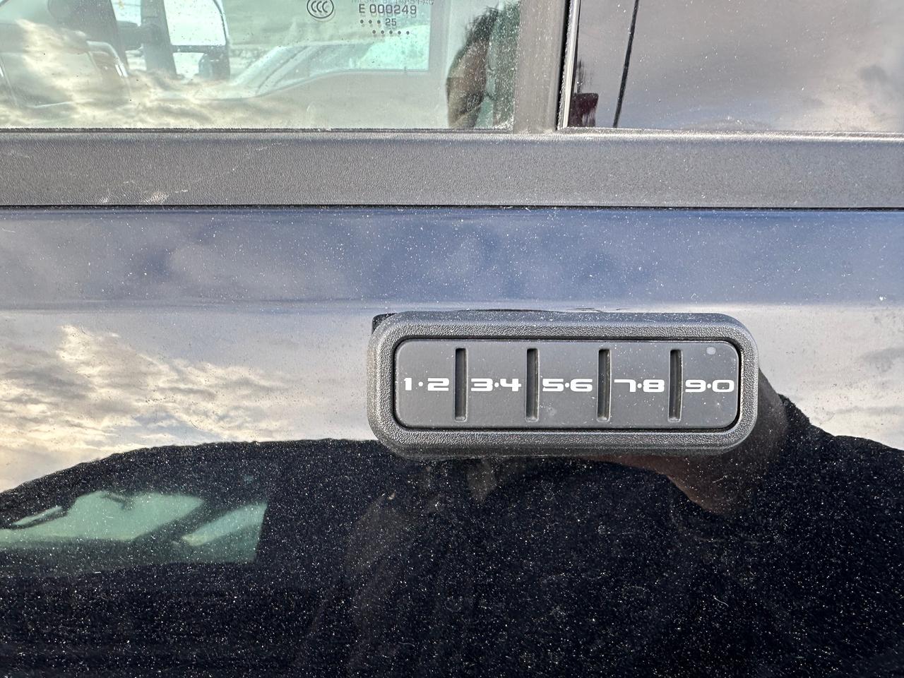 2025 Ford F-350 Super Duty SRW LARIAT 4WD Crew Cab 6.75' Box 618A Photo5