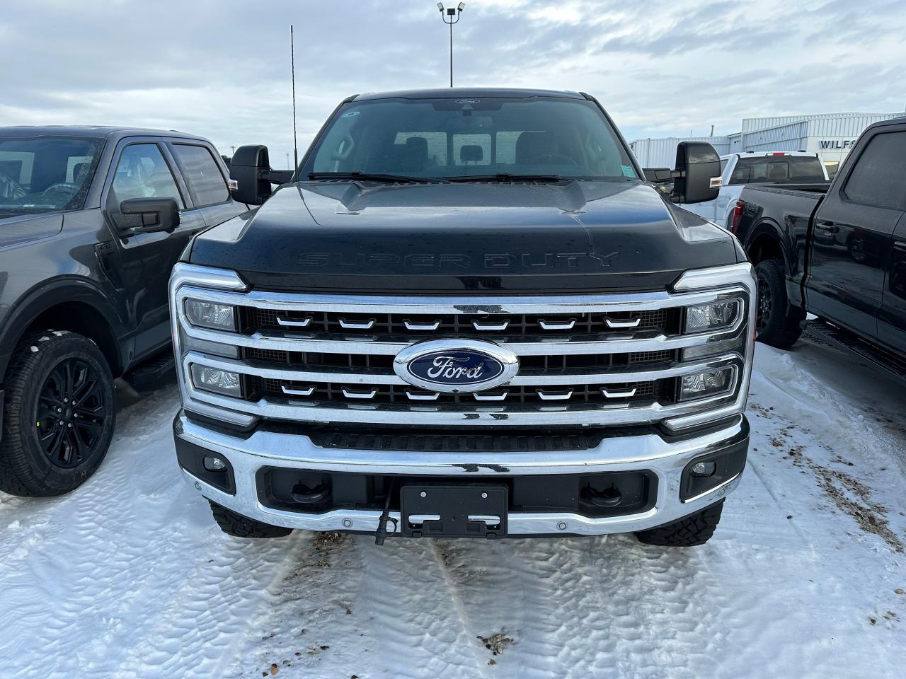 2025 Ford F-350 Super Duty SRW LARIAT 4WD Crew Cab 6.75' Box 618A Photo1