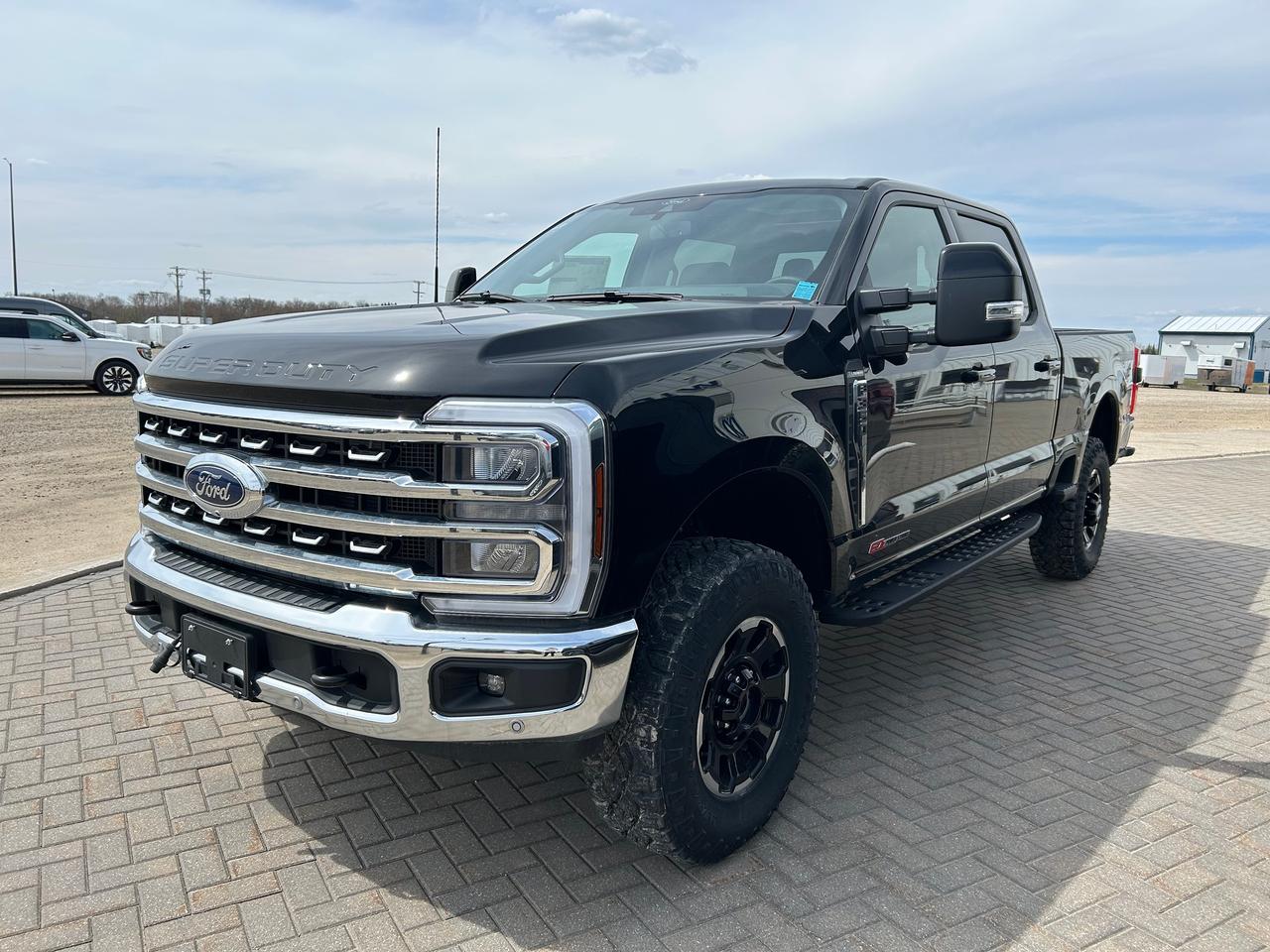 2025 Ford F-350 Super Duty SRW LARIAT 4WD Crew Cab 6.75' Box 618A Photo
