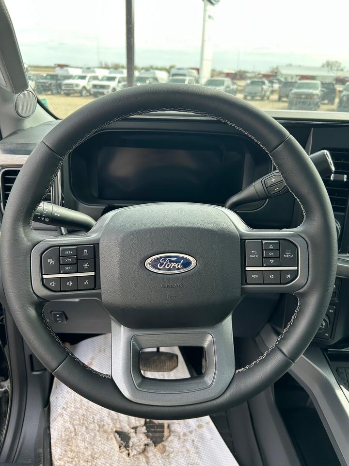 2025 Ford F-350 Super Duty SRW LARIAT 4WD Crew Cab 6.75' Box 618A Photo