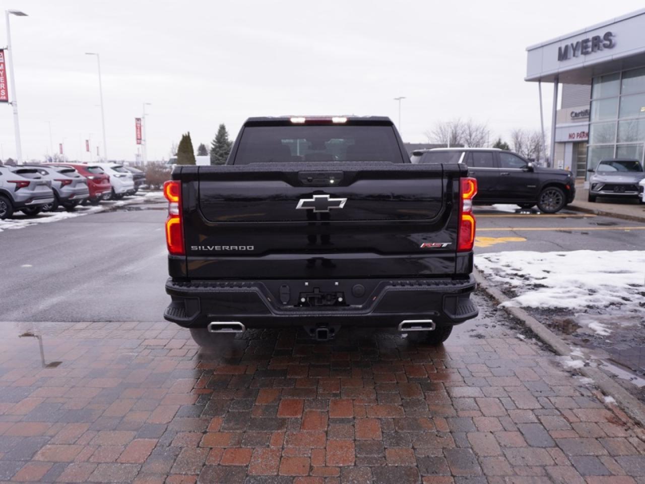 2026 Chevrolet Silverado 1500 RST Photo4