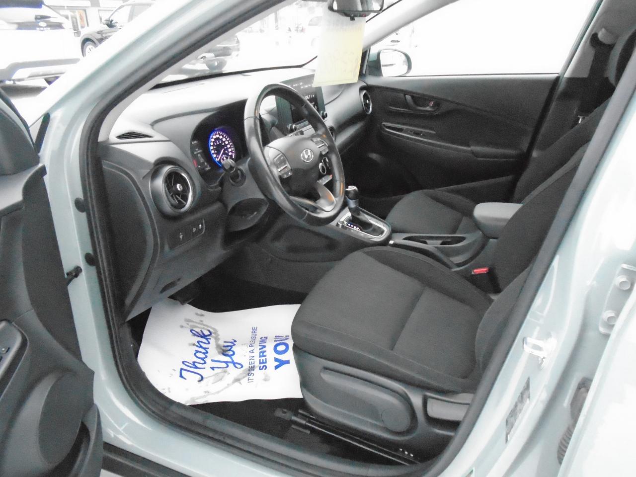 2023 Hyundai KONA Preferred Photo4