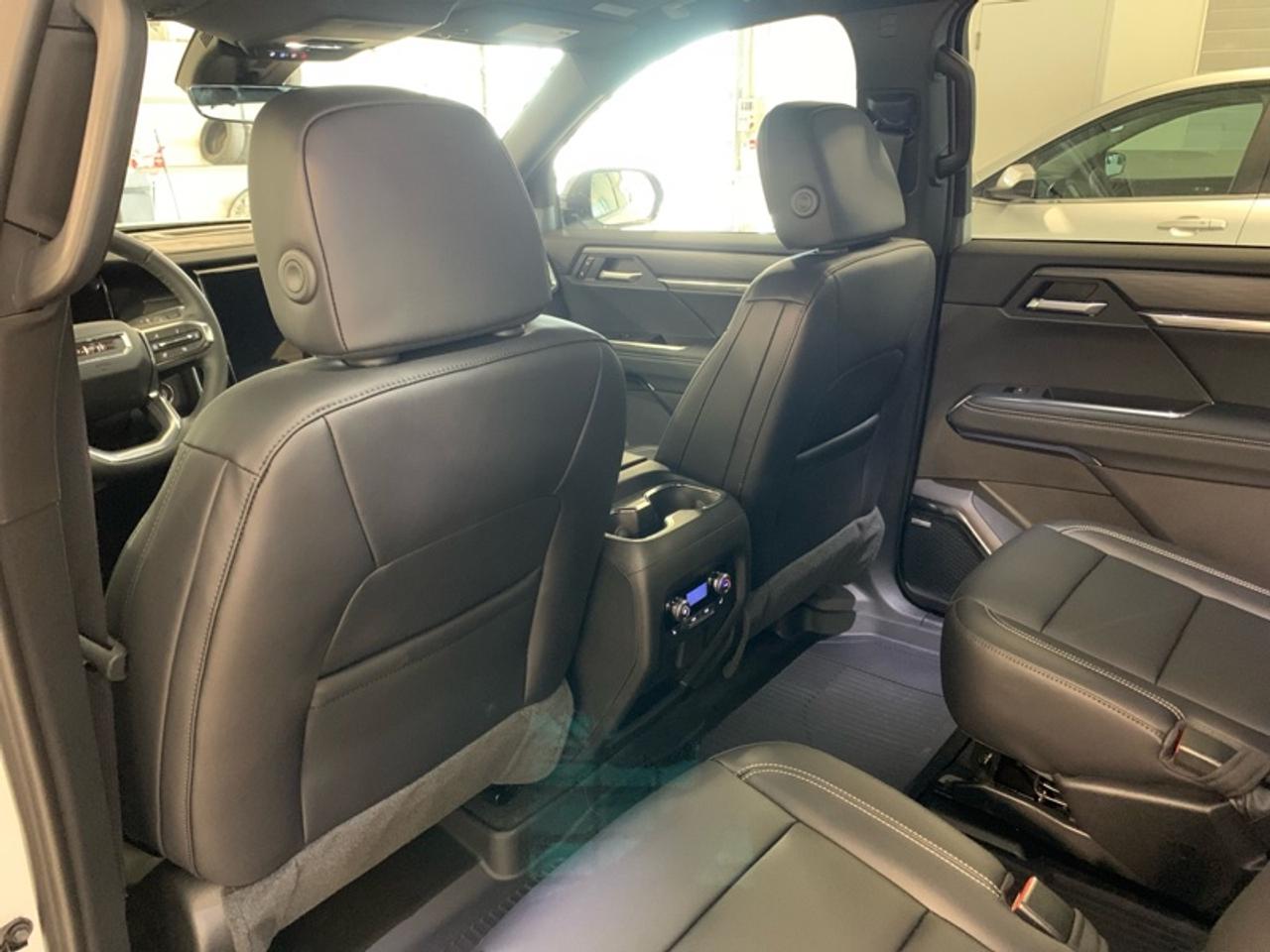 2026 GMC Acadia Elevation  - SUNROOF -  POWER Photo