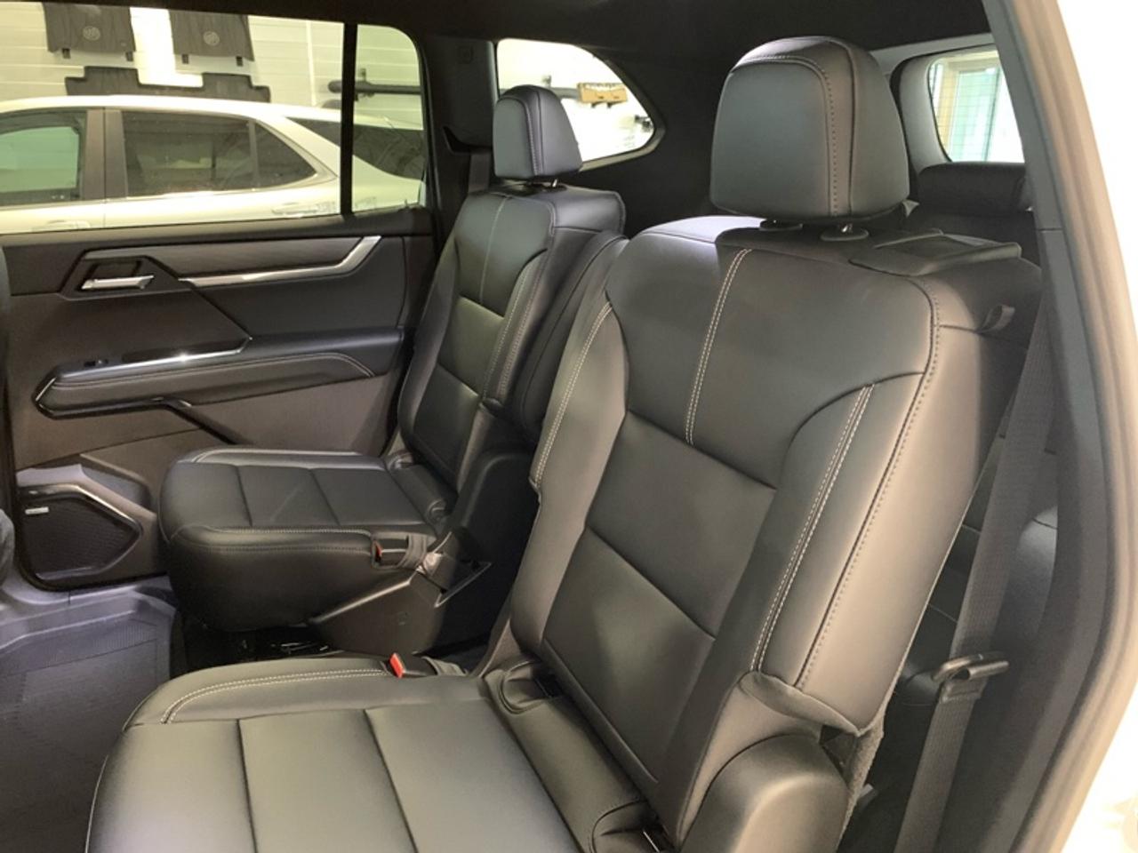 2026 GMC Acadia Elevation  - SUNROOF -  POWER Photo