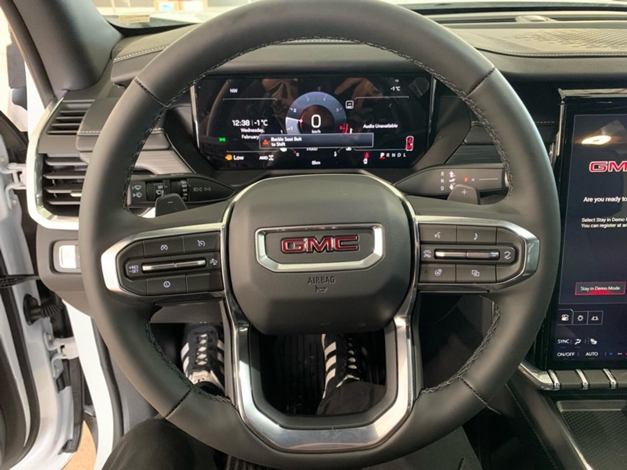 2026 GMC Acadia Elevation  - SUNROOF -  POWER Photo