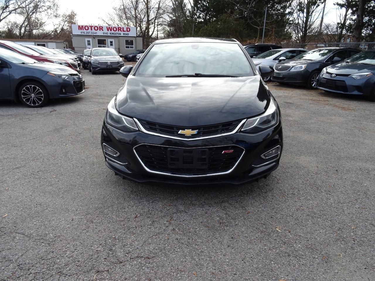 2017 Chevrolet Cruze LT - Photo #3