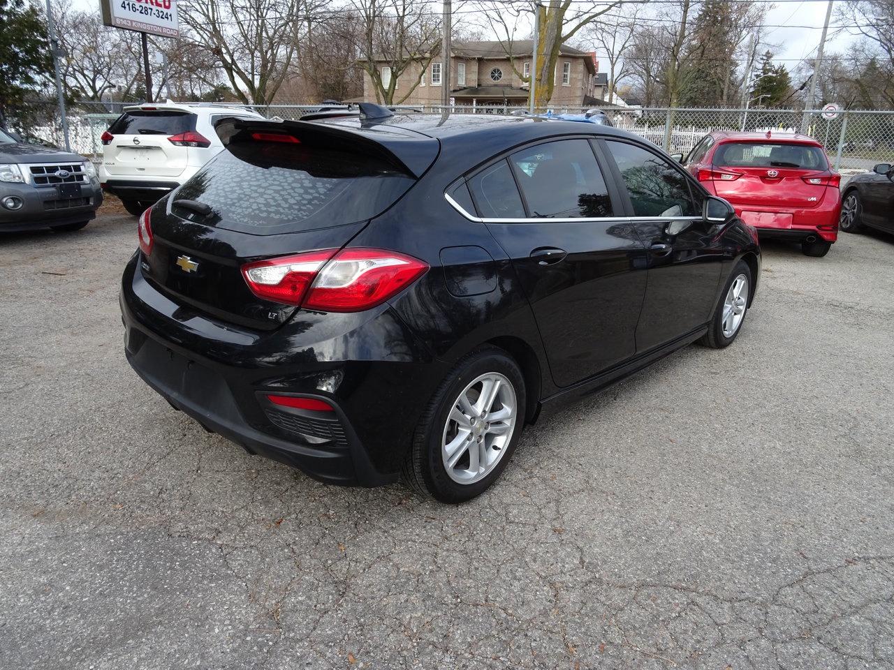2017 Chevrolet Cruze LT - Photo #6