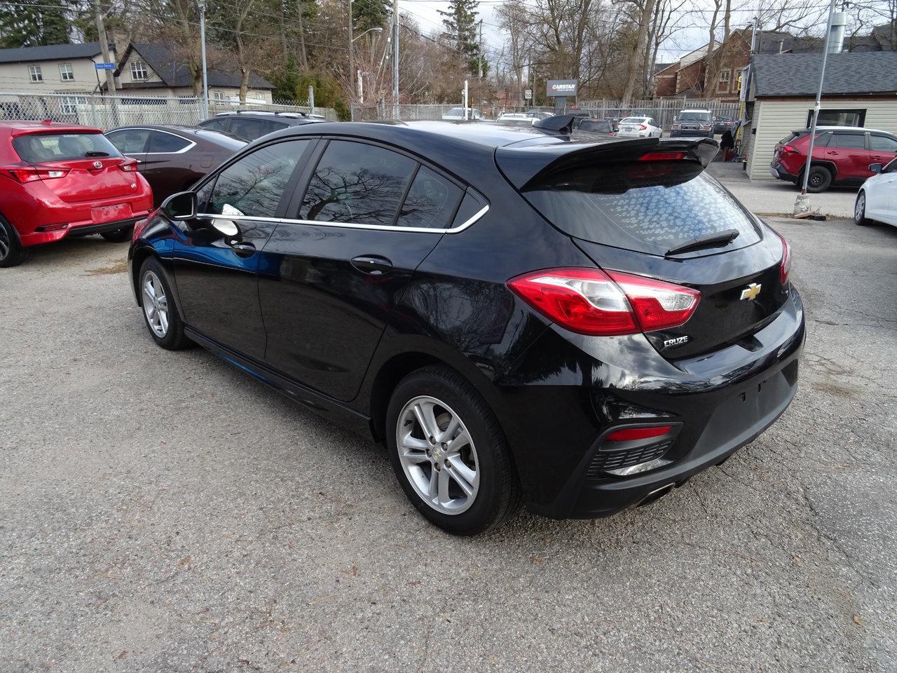 2017 Chevrolet Cruze LT - Photo #8