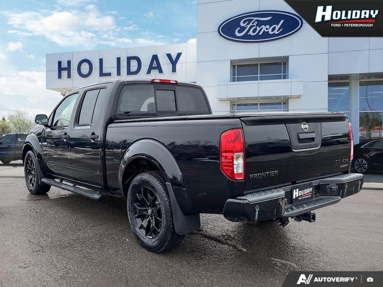 2018 Nissan Frontier MIDNIGHT EDITION Photo3