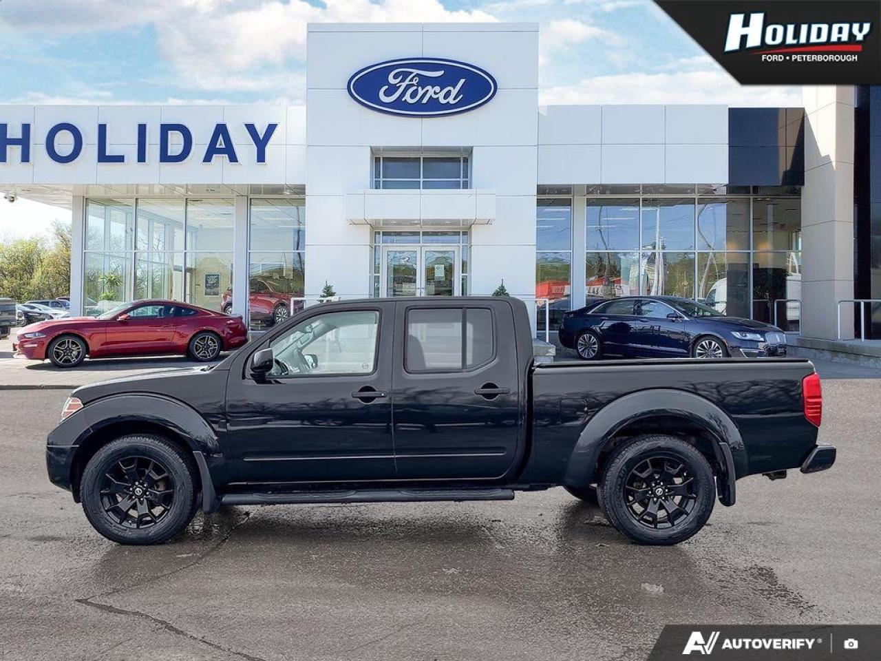 2018 Nissan Frontier MIDNIGHT EDITION Photo