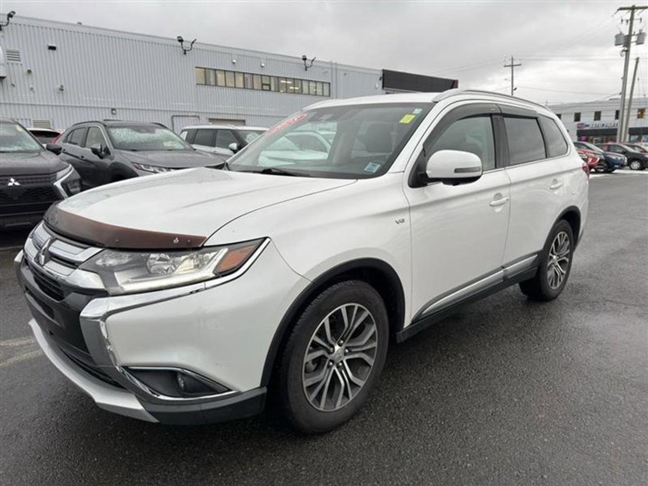 2018 Mitsubishi Outlander GT *AS TRADED* New Price! 6-Speed Sportronic with Paddle-Shifters, 4WD, 18 Alloy Wheels, 3rd row seats: split-bench, Android Auto & Apple CarPlay, Dual front impact airbags, Dual front side impact airbags, Exterior Parking Camera Rear, Heated front seats, Heated steering wheel, Knee airbag, Leather Seating Surfaces, Occupant sensing airbag, Overhead airbag, Power Liftgate, Power moonroof.Diamond White Pearl 2018 Mitsubishi Outlander GT *AS TRADED* 4WD 6-Speed Sportronic with Paddle-Shifters 3.0L V6 SOHC MIVECSteele Mitsubishi has the largest and most diverse selection of preowned vehicles in HRM. Buy with confidence, knowing we use fair market pricing guaranteeing the absolute best value in all of our pre owned inventory!Steele Auto Group is one of the most diversified group of automobile dealerships in Canada, with 60 dealerships selling 29 brands and an employee base of well over 2300. Sales are up over last year and our plan going forward is to expand further into Atlantic Canada and the United States furthering our commitment to our Canadian customers as well as welcoming our new customers in the USA.Reviews:* A pleasant ride, decent off-road capability, a smooth V6 powertrain, good fuel mileage and Mitsubishis unbeatable warranty were all rated highly by owners. Flexibility and all-weather confidence were also appreciated. Source: autoTRADER.ca