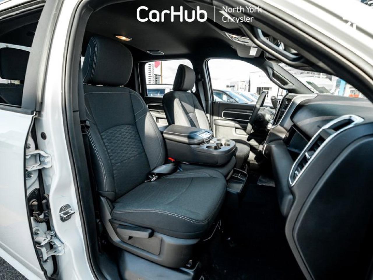 2025 RAM 2500 Big Horn 6'4" Box 6.4L V8 Hemi Navi 12'' Display Remote Start Photo