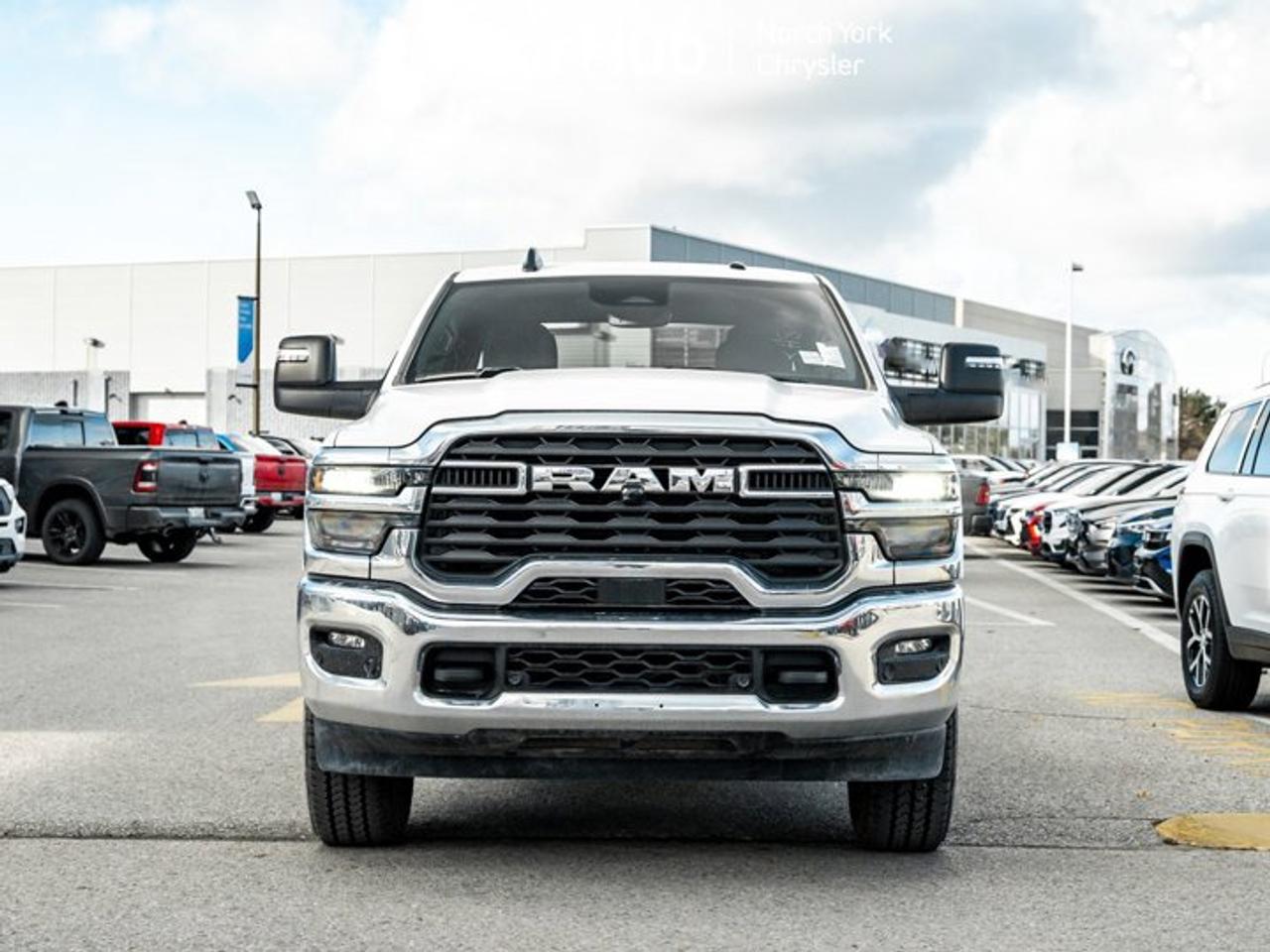 2025 RAM 2500 Big Horn 6'4" Box 6.4L V8 Hemi Navi 12'' Display Remote Start Photo