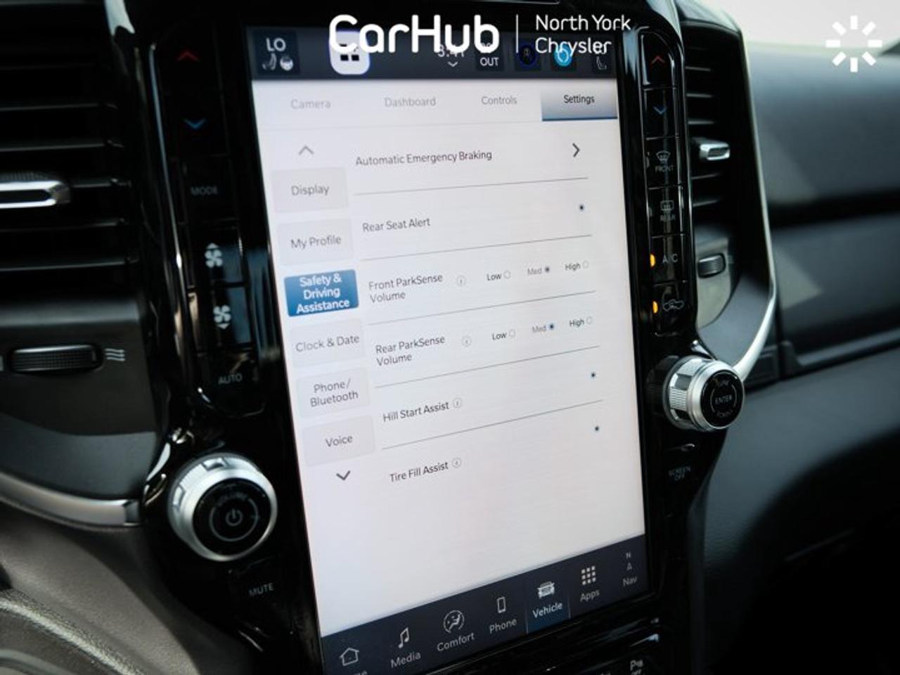 2025 RAM 3500 Big Horn 8' Box I6 Turbo Diesel 5th Wheel & Gooseneck Towing Prep Group Photo