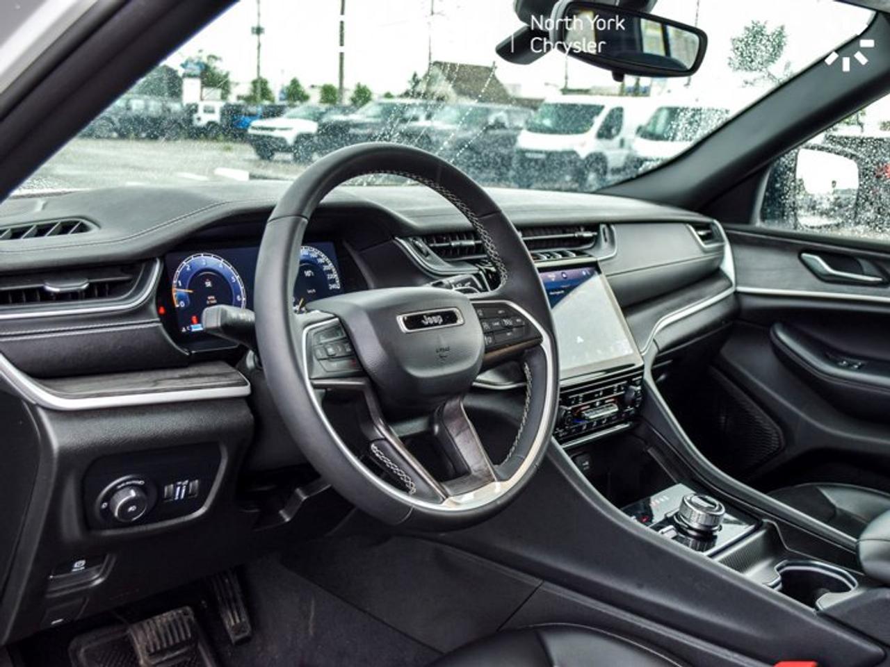 2024 Jeep Grand Cherokee Limited Heated Seats & Wheel Remote Start Apple CarPlay Blind Spot Alert Photo