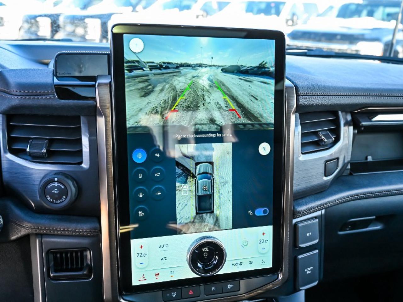 2025 Ford F-150 Lightning Lariat Photo