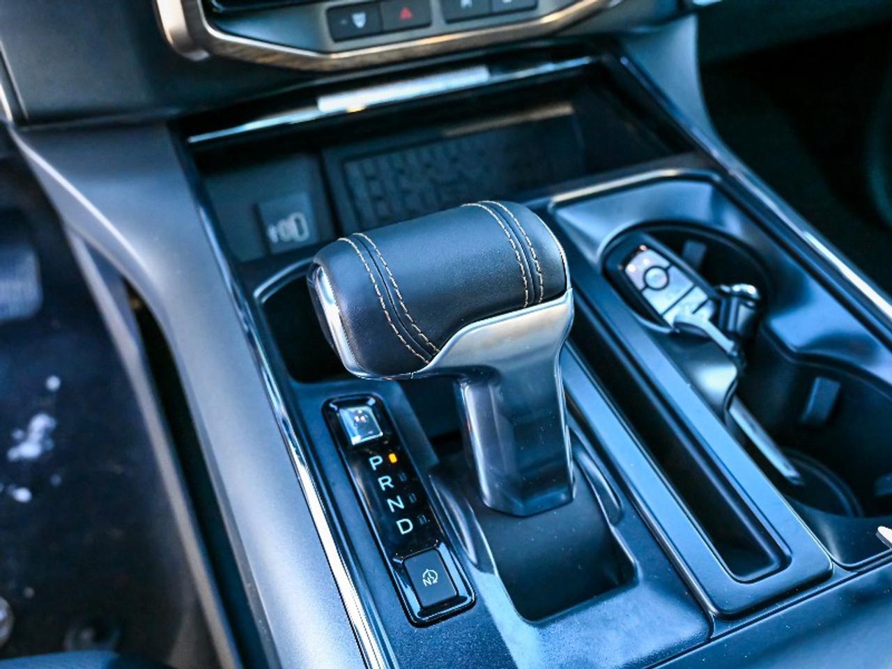 2025 Ford F-150 Lightning Lariat Photo