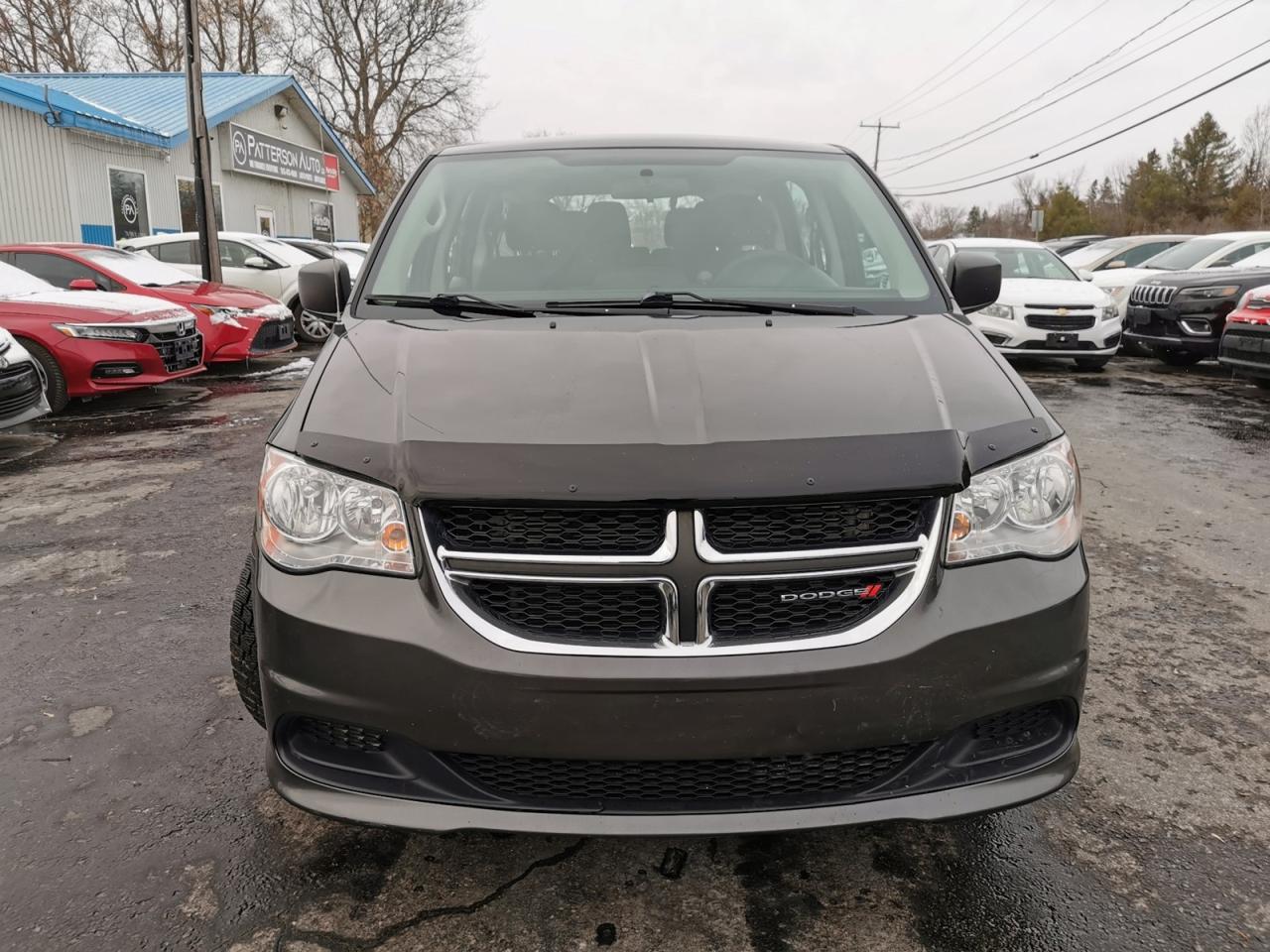 2016 Dodge Grand Caravan SE Photo