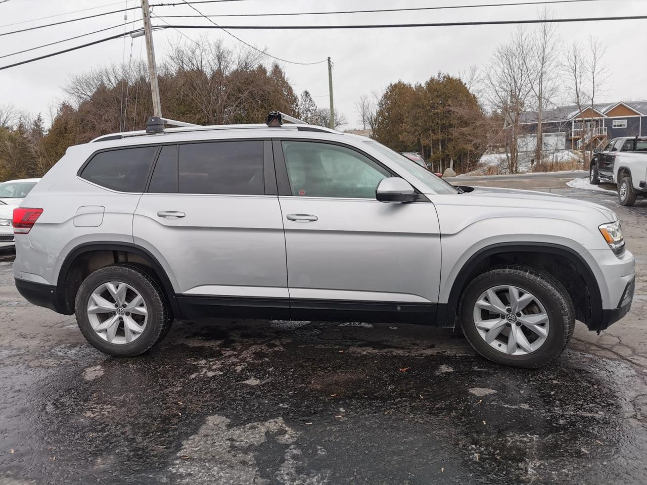 2018 Volkswagen Atlas TRENDLINE Photo4