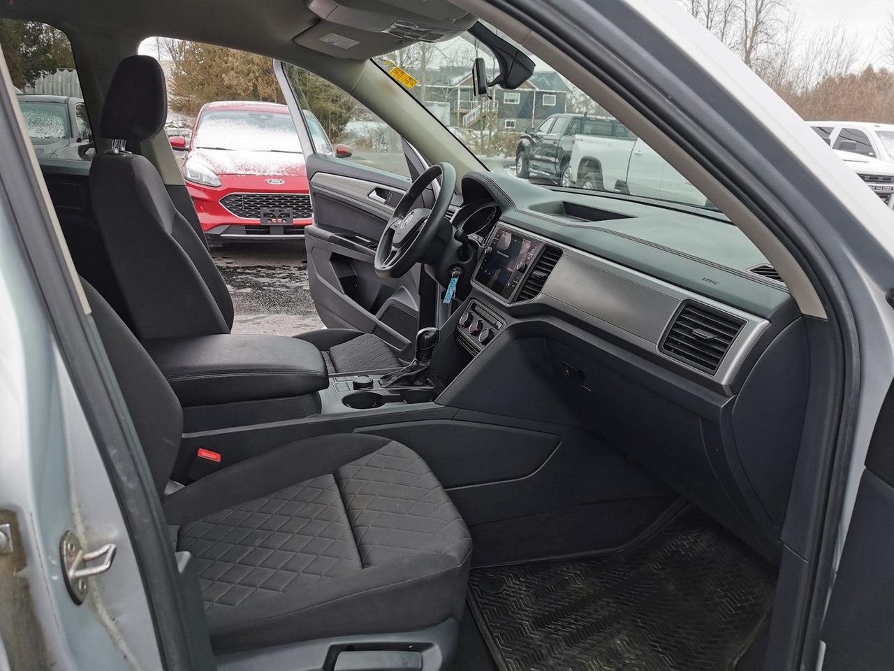 2018 Volkswagen Atlas TRENDLINE Photo