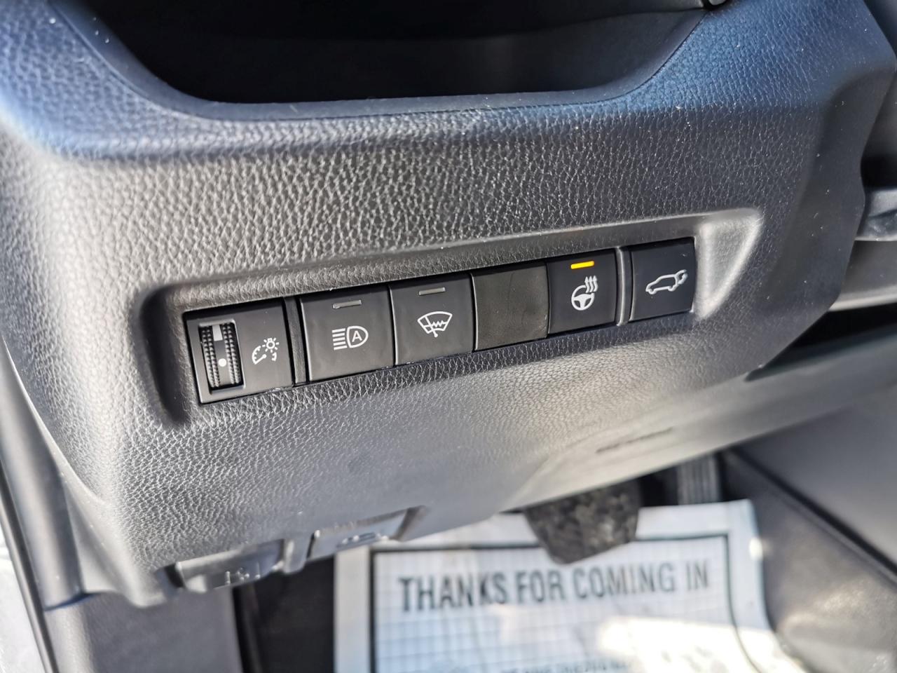 2022 Toyota RAV4 XLE AWD Photo