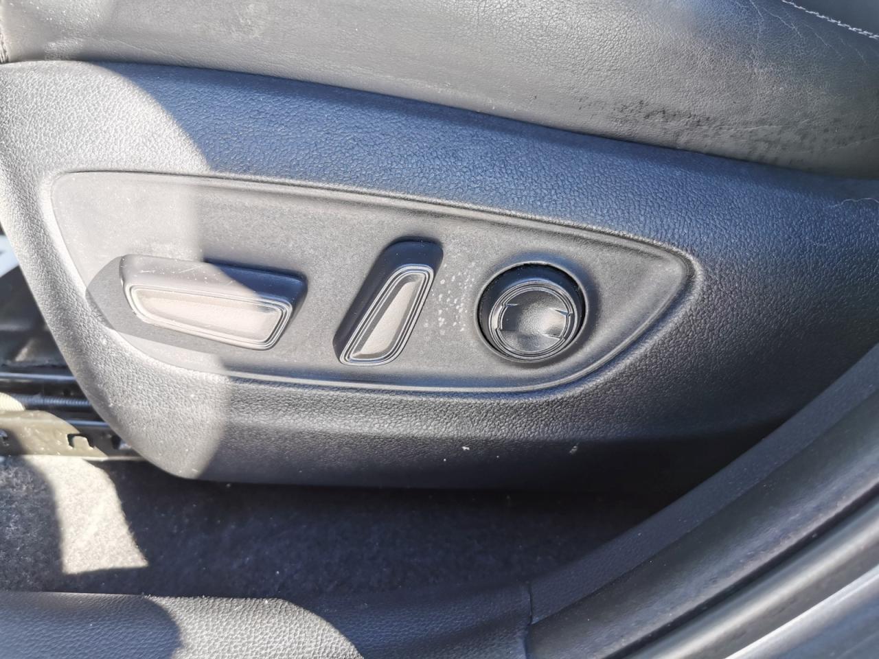 2022 Toyota RAV4 XLE AWD Photo