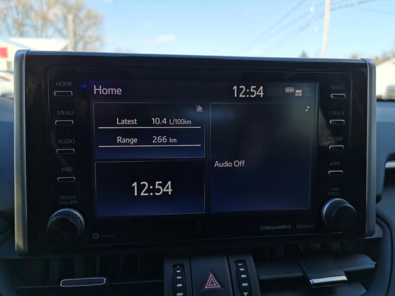 2022 Toyota RAV4 XLE AWD Photo