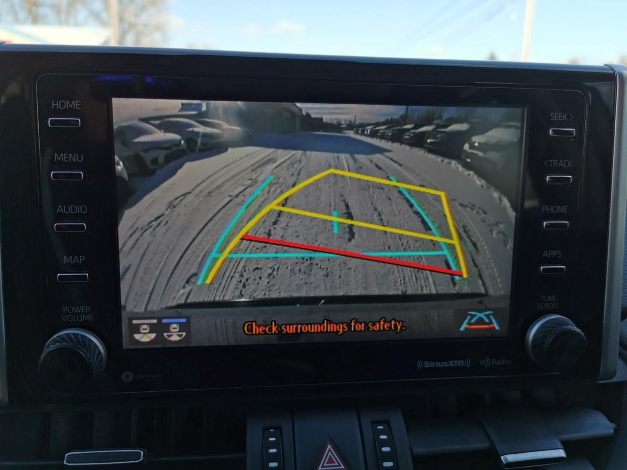 2022 Toyota RAV4 XLE AWD Photo