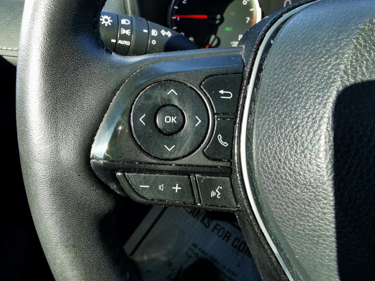 2022 Toyota RAV4 XLE AWD Photo