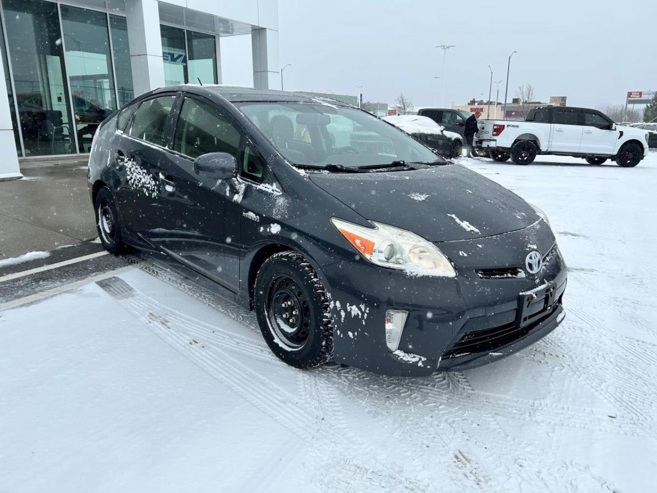 2014 Toyota Prius Base Photo2