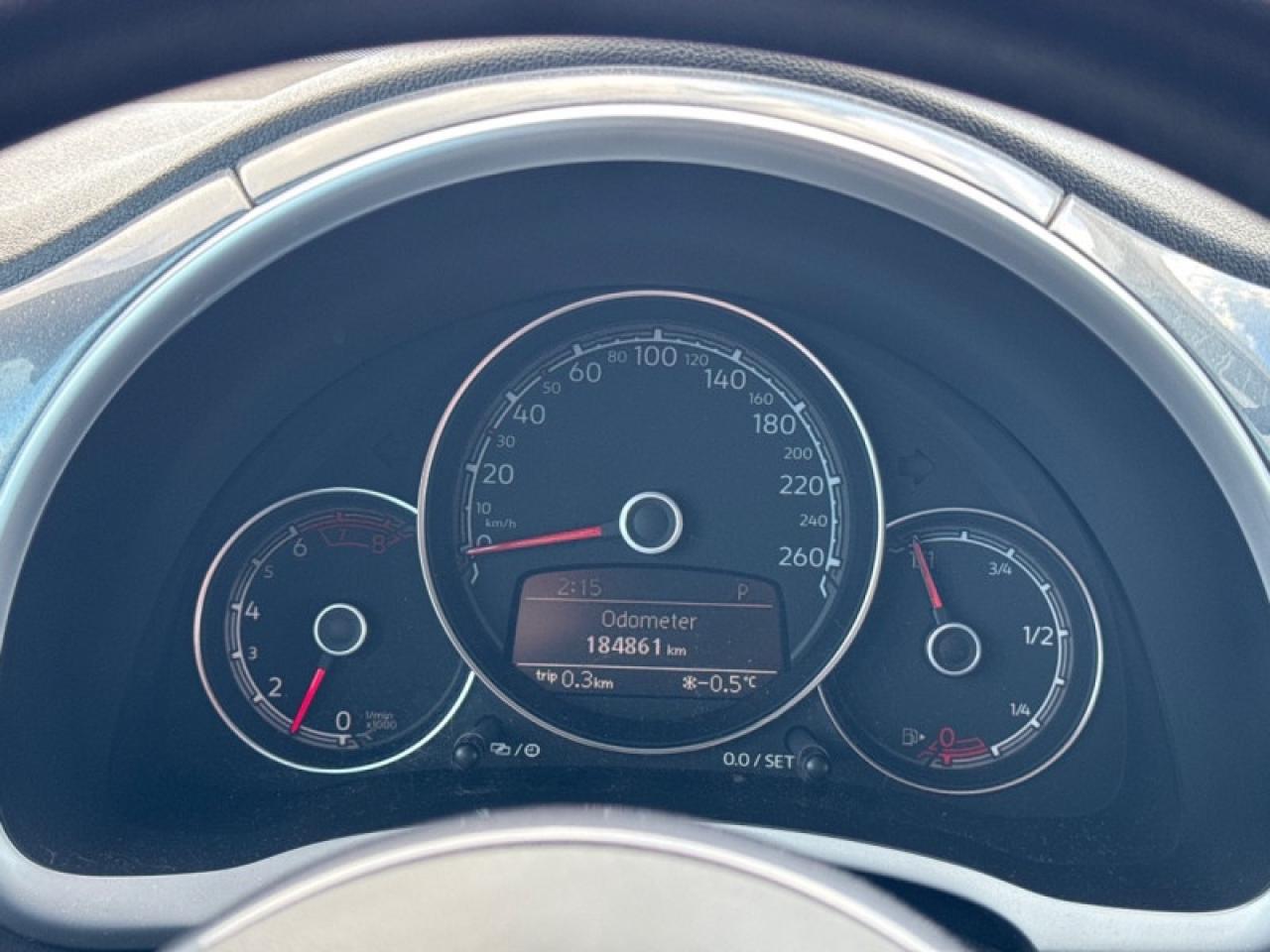 2017 Volkswagen Beetle Coupe Trendline 1.8T 6sp at w/ Tip Photo