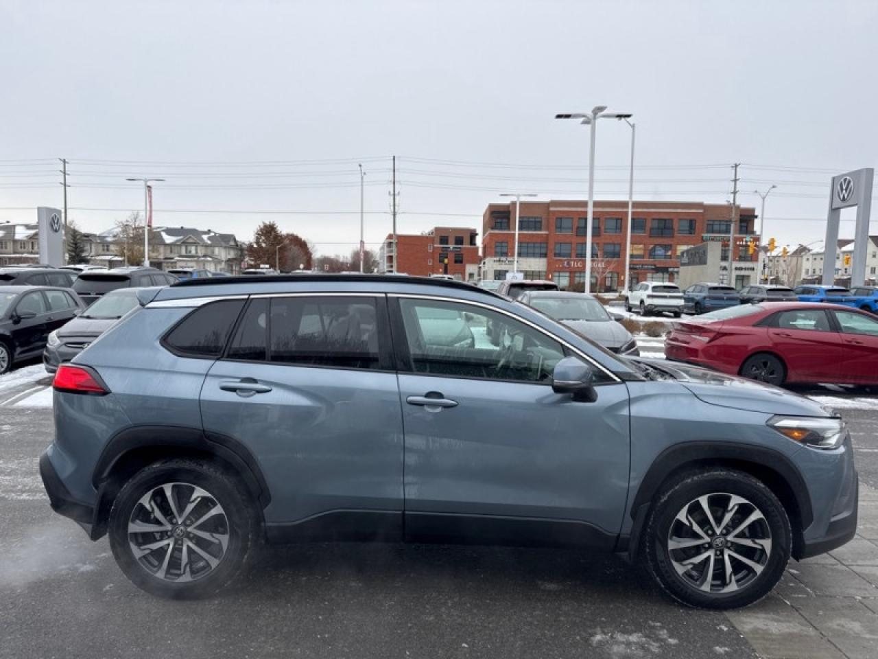 2024 Toyota Corolla Cross XLE AWD  - Navigation Photo4