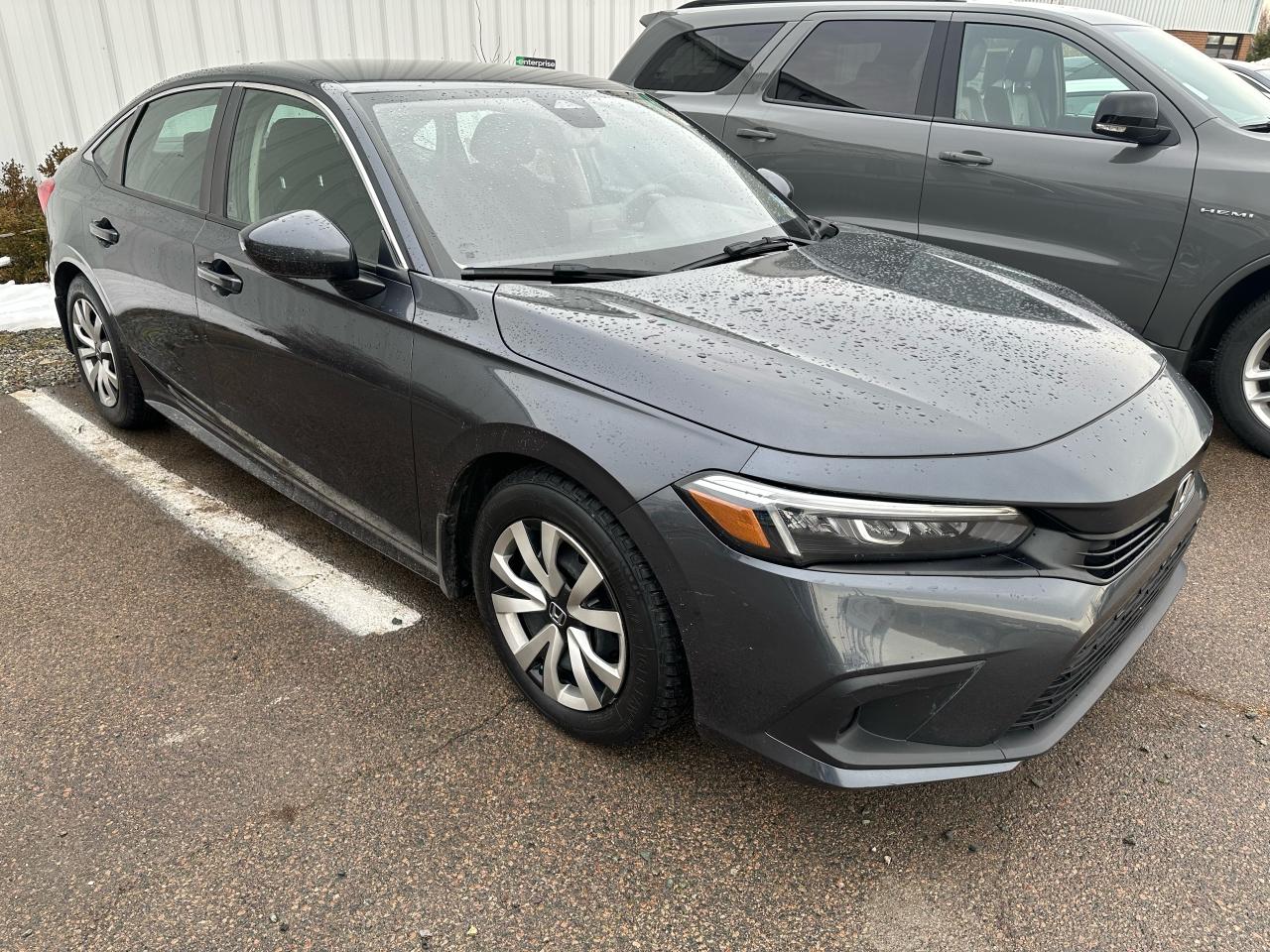 2022 Honda Civic LX Photo2