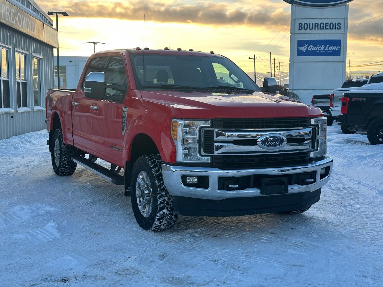 2017 Ford F-250 Super Duty SRW XLT 4WD CREW CAB 6.75' BOX Photo